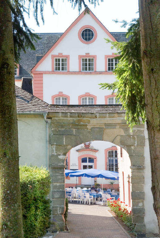 Hotel Burg Bollendorf Luaran gambar